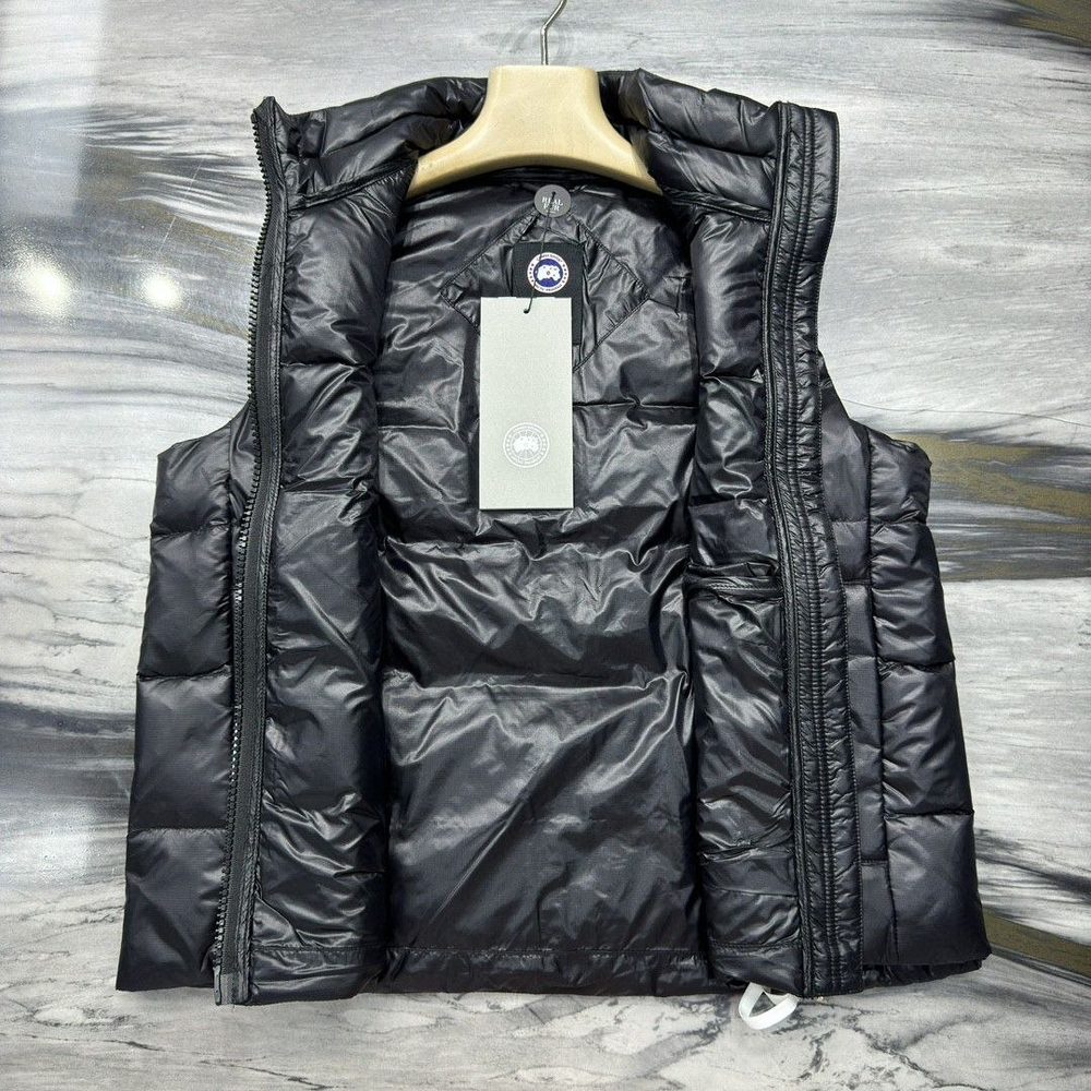 Жилет Canada Goose