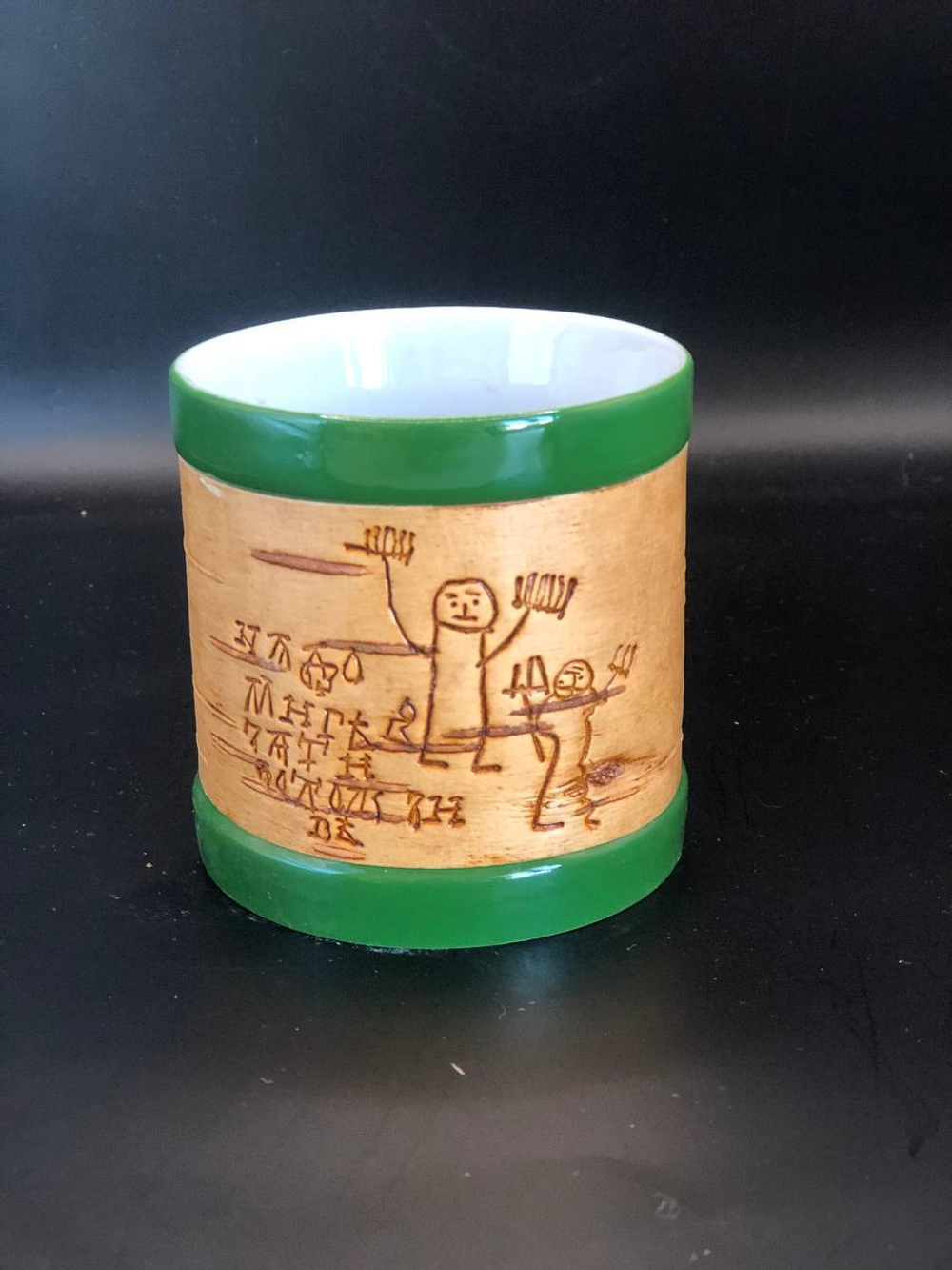 Кружка малая фарфоровая без ручки c берестой. Коллекция Onfim (Онфим)