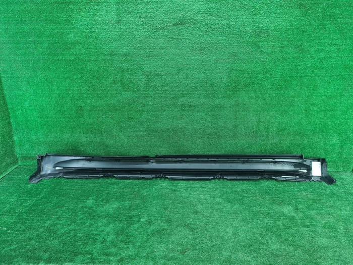 Накладка порога левая Mercedes GLS x167 (2019-н.в.)