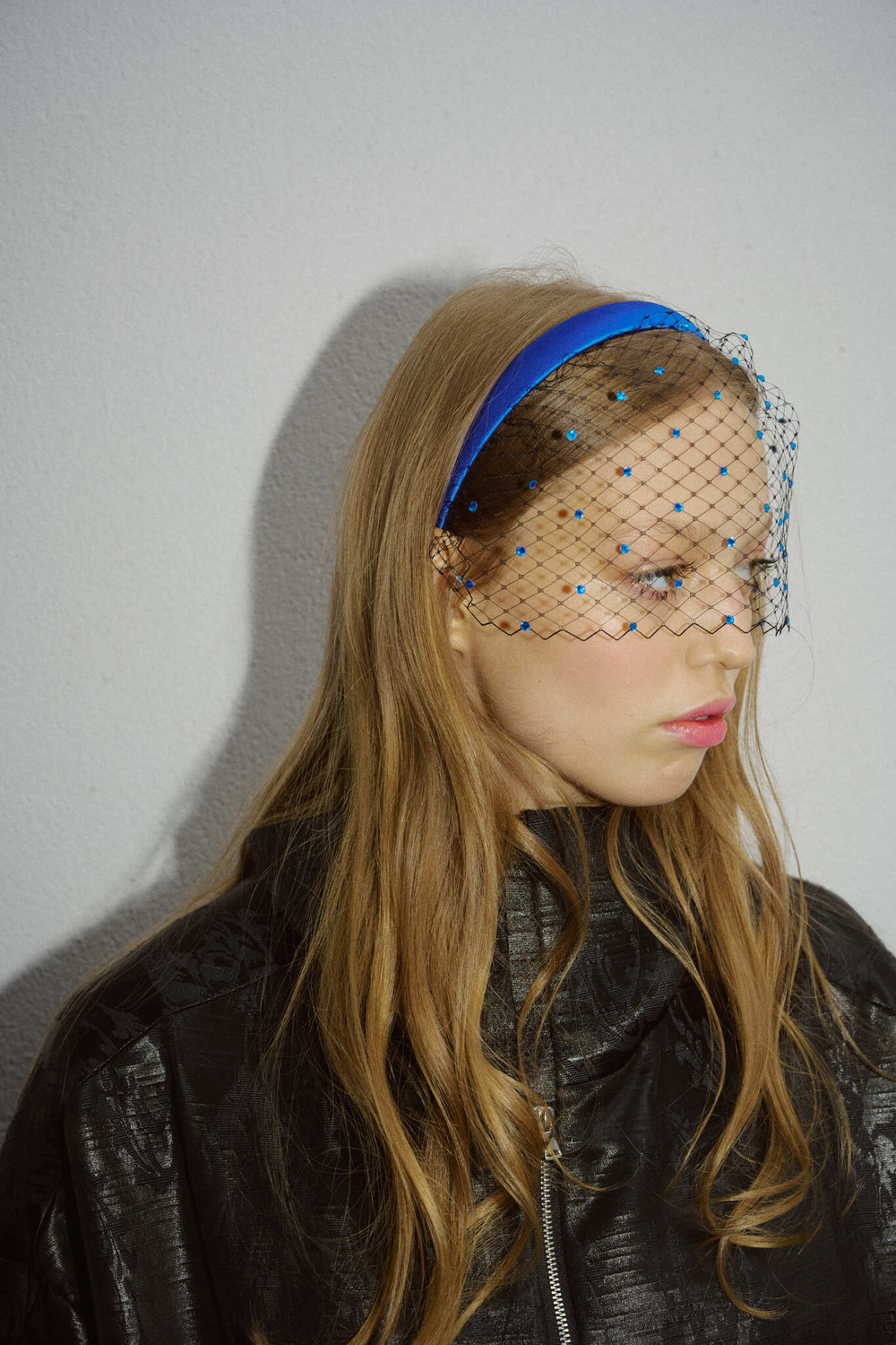 Вуаль синяя с декором в тон