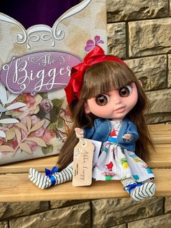 Кукла BERJUAN виниловая 32см BIGGERS Abba Lingg (24002)