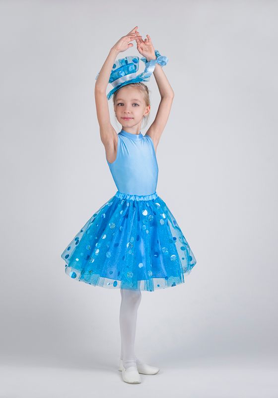 цвет голубой