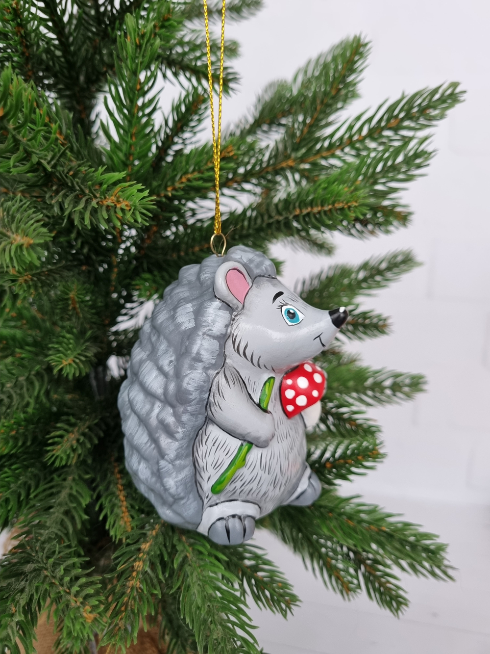 Ёжик ёлочная игрушка из фарфора