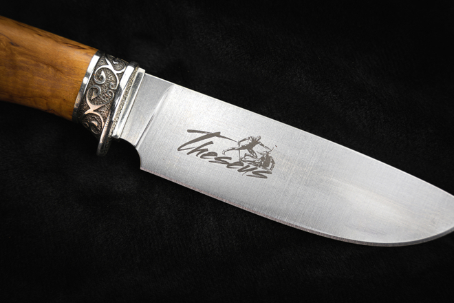Охотничий нож Theseus M390 Satin светлая рукоять