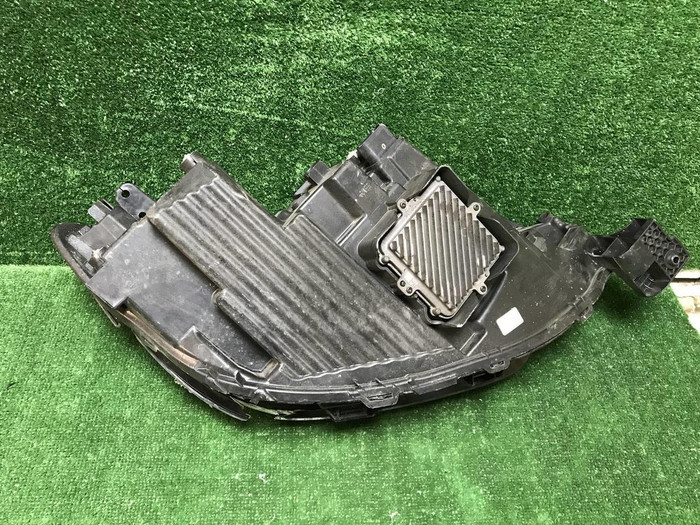 Фара левая JAECOO J8 (2024-н.в.)