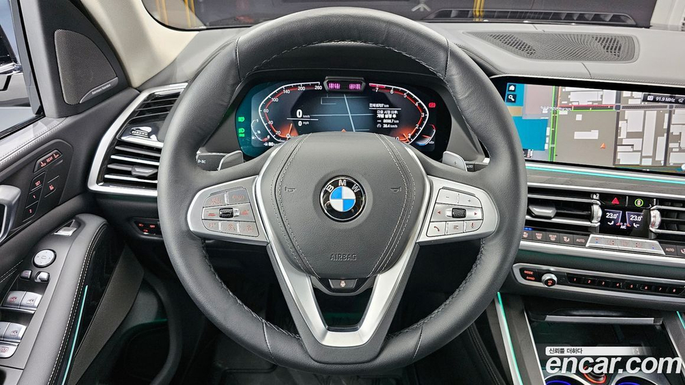 BMW X7 (G07) xDrive 40i Design Pure Excellence 7-и местный (07.2022)