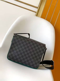 Сумка через плечо Louis Vuitton District