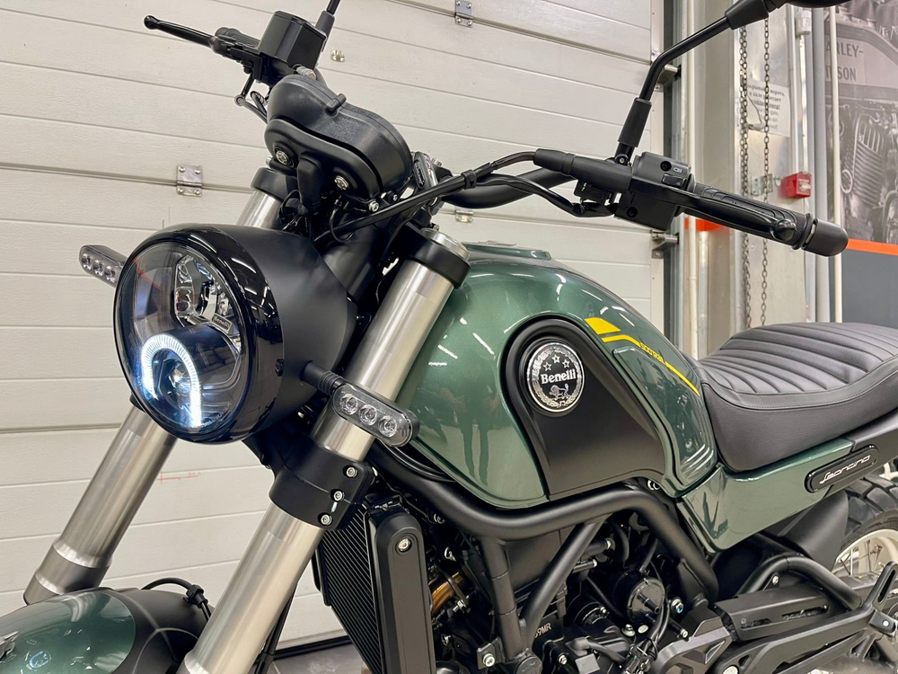 Benelli Leoncino 500 Trail (Green)