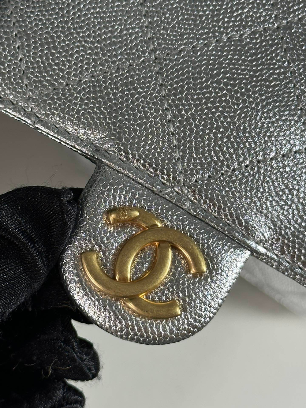 Chanel 25 Small Handbag 30 cm
