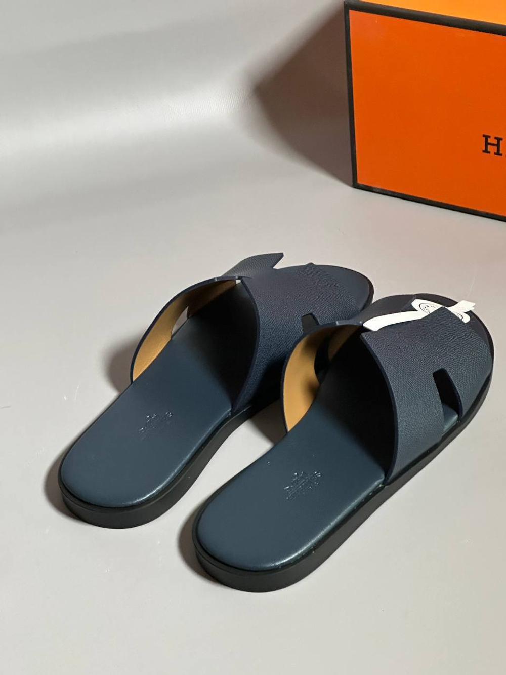 Шлепанцы Hermes