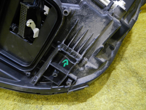 Битая Фара правая Mercedes E W213 (2016-2021) LED