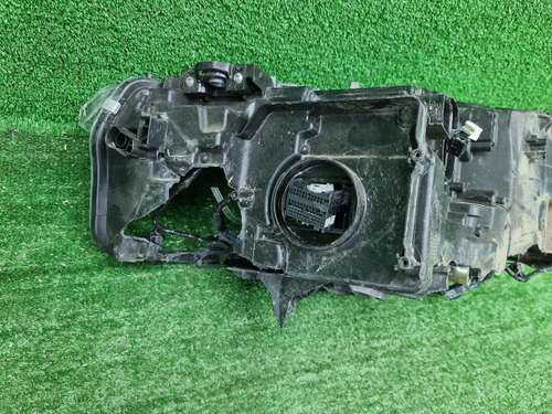 Битая Фара правая BMW X3 G01 (2017-2021) Adaptive LED