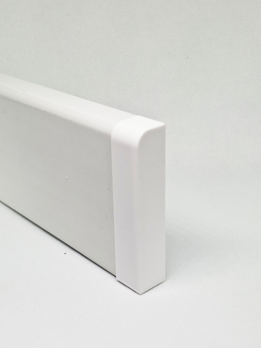 Заглушка торцевая для плинтуса 70x16мм (с закруглением 10мм) - 2шт.