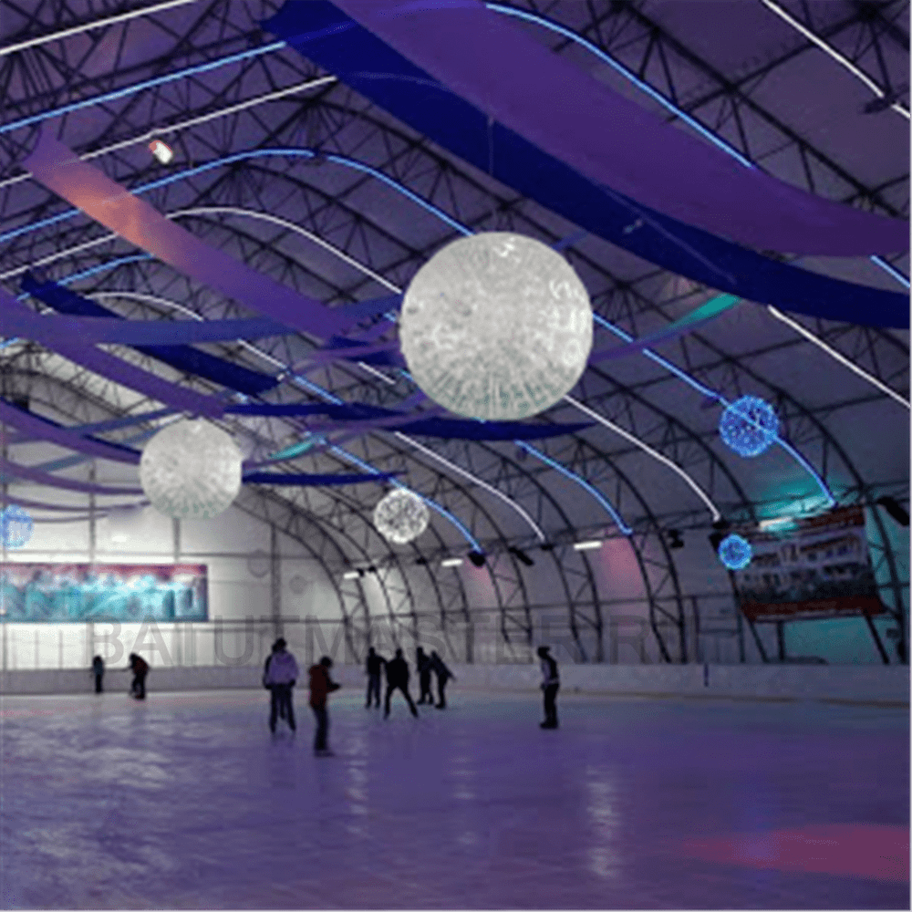 Шар декоративный для торгового центра 3 × 3 × 3 м