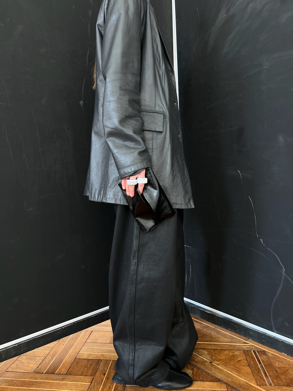 Косметичка Bag hole black ( черный лак)