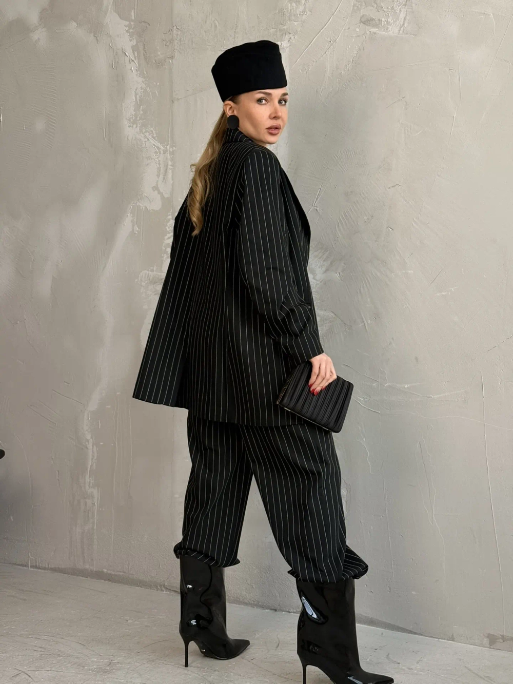 Брючный костюм