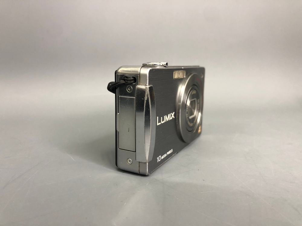Panasonic Lumix DMC-FX500