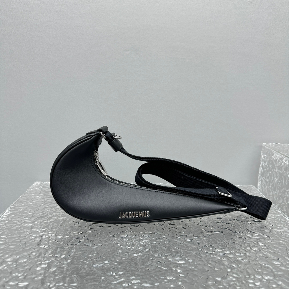 Jacquemus + Nike The Swoosh Bag