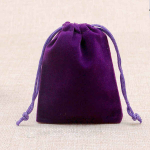 Мешочек 5х7 см. бархатный подарочный фиолетового цвета