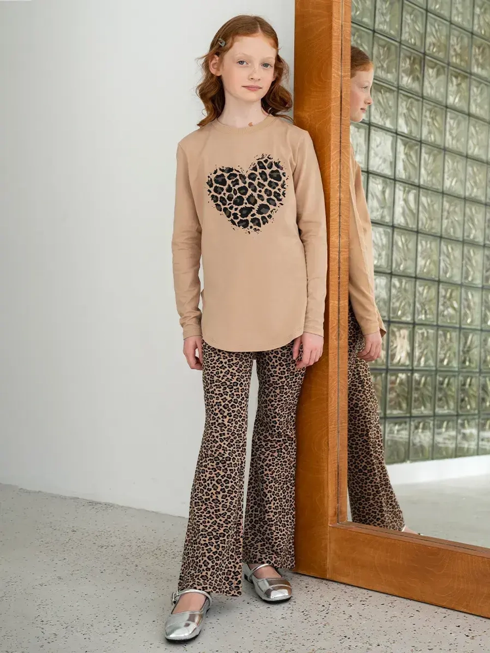 Костюм для девочки с брюками на осень