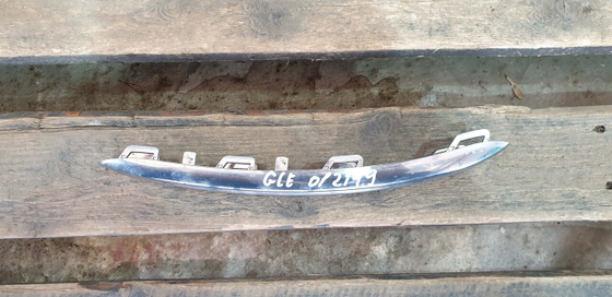 Накладка переднего бампера правая GLE (W166) 15-19 Б/У Оригинал A2928850274