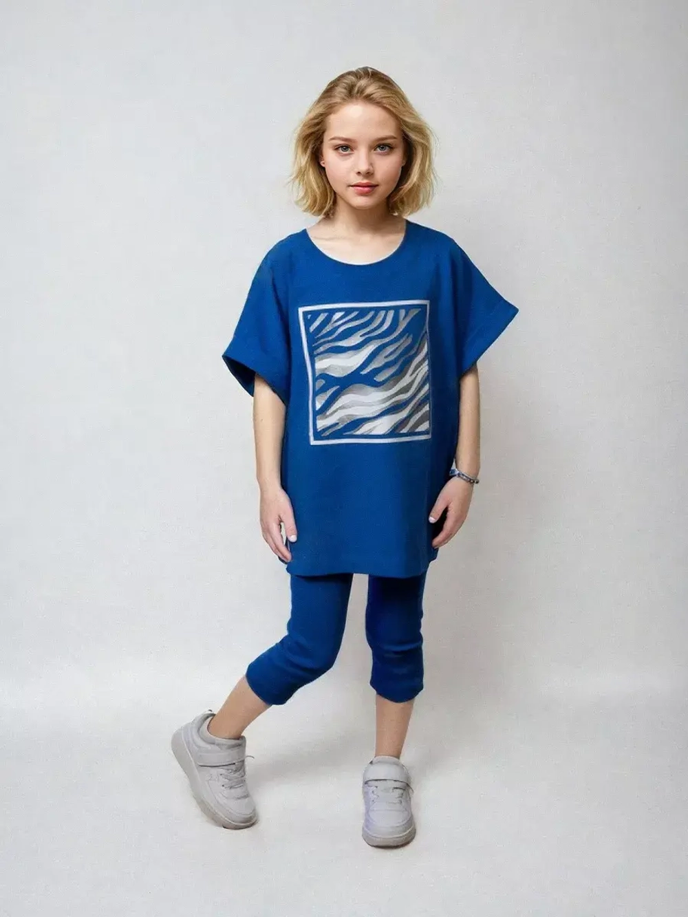 Костюм в садик для девочки футболка и бриджи