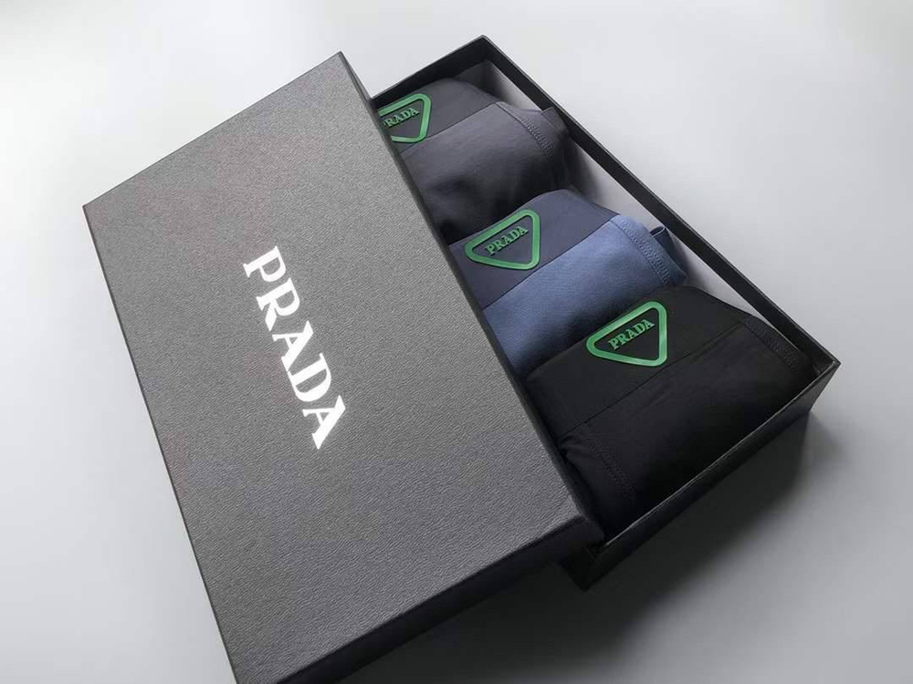 Комплект белья Prada