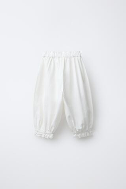 ZARA БРЮКИ-ДЖОГГЕРЫ С ВЫШИВКОЙ ИЗ ХЛОПКА И ЛЬНА, ЖЕЛТОВАТО-БЕЛЫЙ