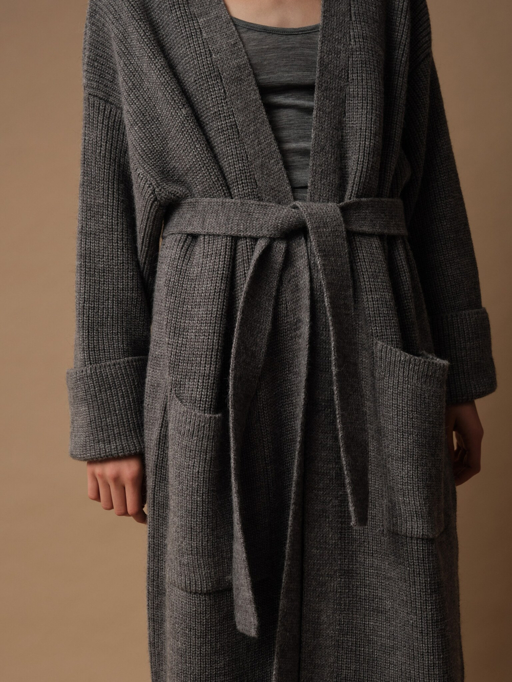 C0153-05 Кардиган женский темно-серый dbr