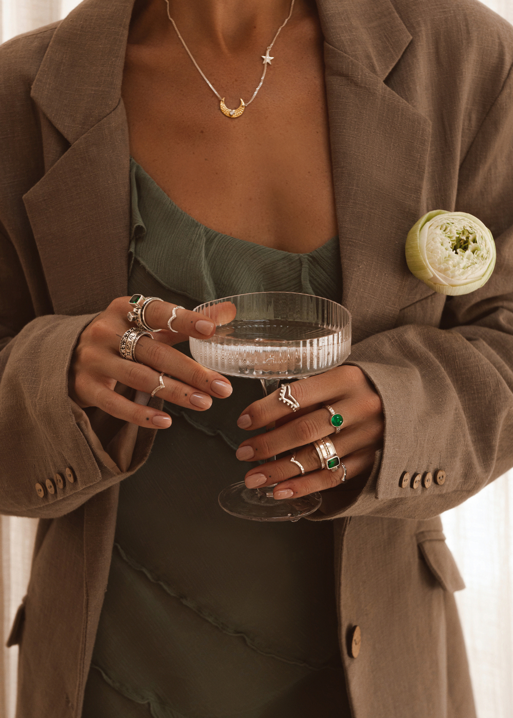 Кольцо «Мозаик» раф прямоугольный с зеленым турмалином и ромбом белый циркон  c чернением