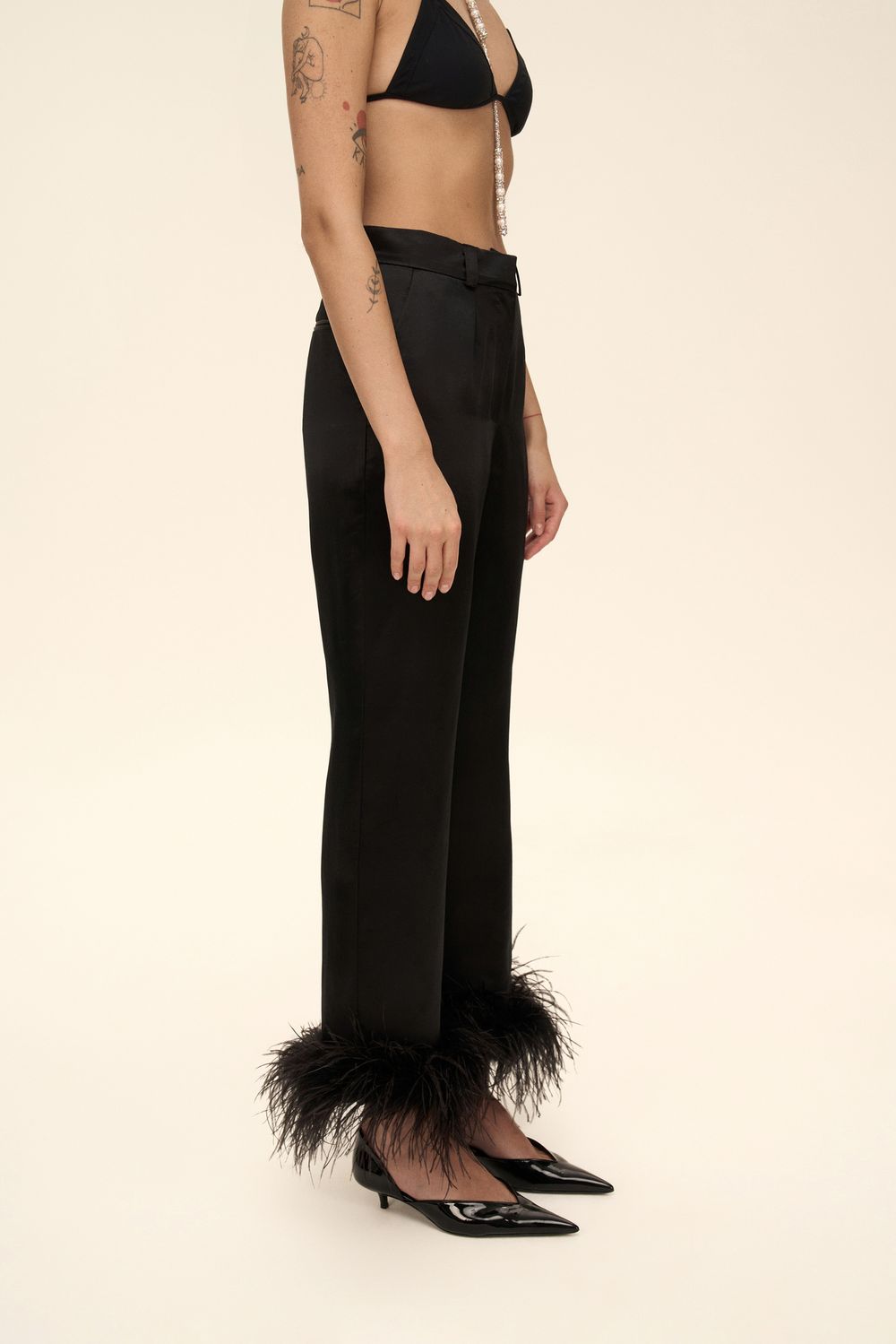 Брюки с перьями ((Little Party Never Killed Nobody)), черные