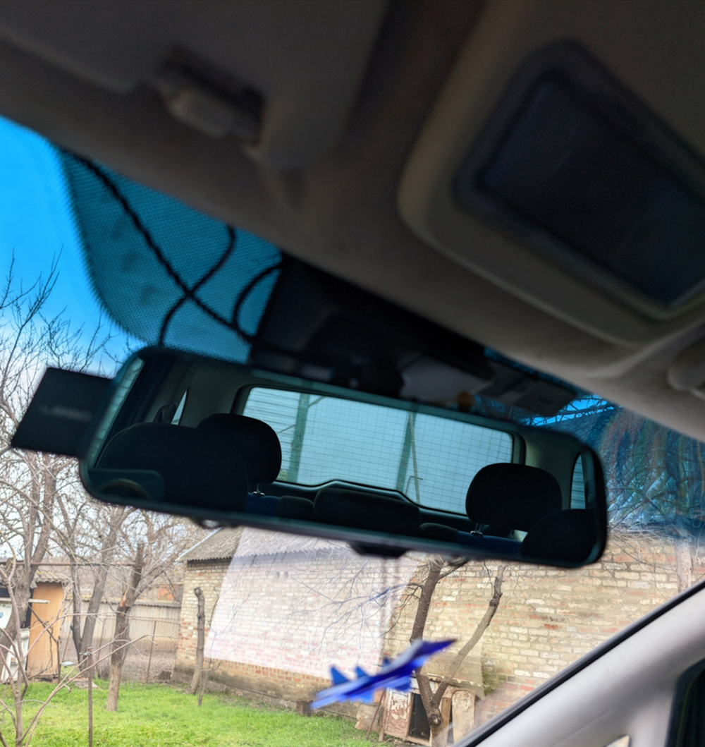 Видеорегистратор в зеркале с двумя камерами LESA T17