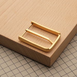 Ременная пряжка 35 мм из нержавеющей стали, цвет золото // BEG35