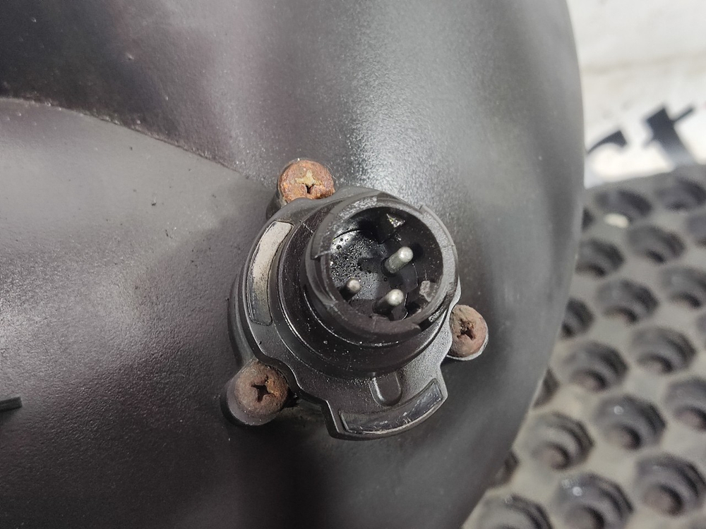 Корпус воздушного фильтра 2023г