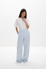 Брюки Mila изо льна и вискозы в нежно-голубом цвете