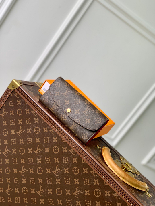 Louis Vuitton Emilie Wallet