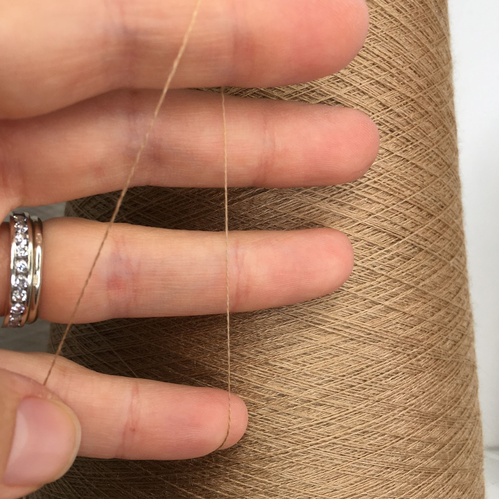 ATELIER - E.Miroglio; 70% меринос, 30% тенсель; 1500м/100гр; col: W01, цвет: бежевый карамельный