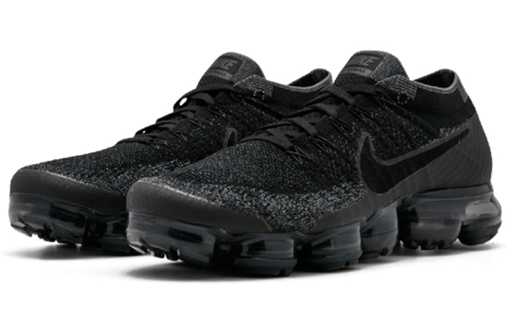 Nike vapormax 2.0 triple black top