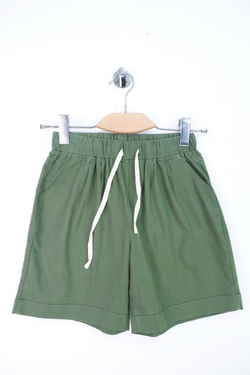Шорты цвета сочной травы, маркировка М, визуально на 46 размер