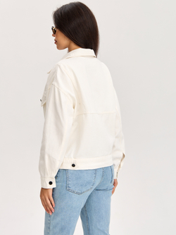 Джинсовая куртка женская белая