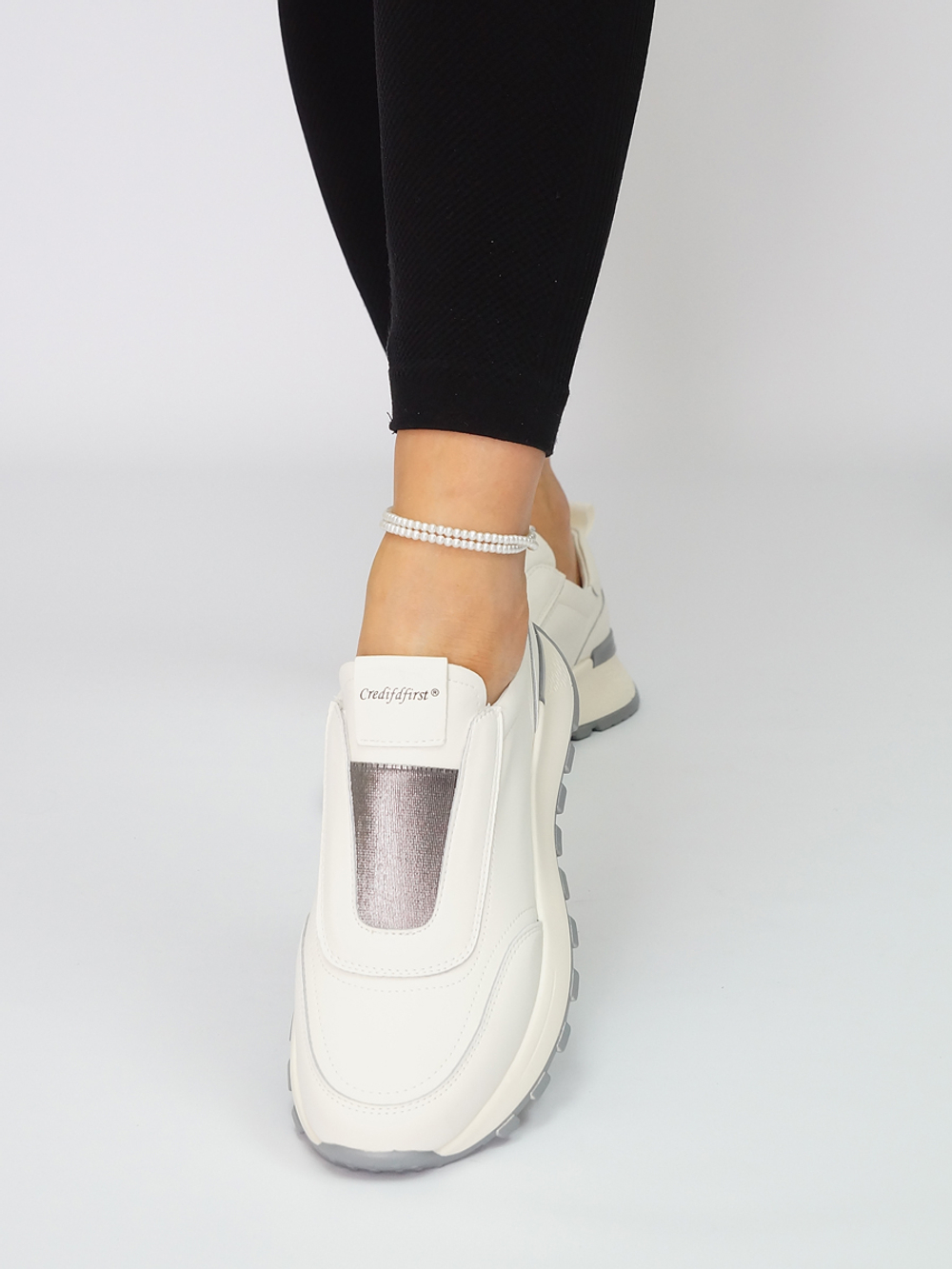 Кроссовки женские демисезонные