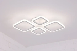 Люстра потолочная, светильник потолочный,Quedo-2+2 F, цвет белый, мощность: 72W. С Пультом в комплекте. Площадь освещения до 18м2. Люстра светодиодная