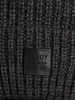 Шапка вязаная с ушками для детей