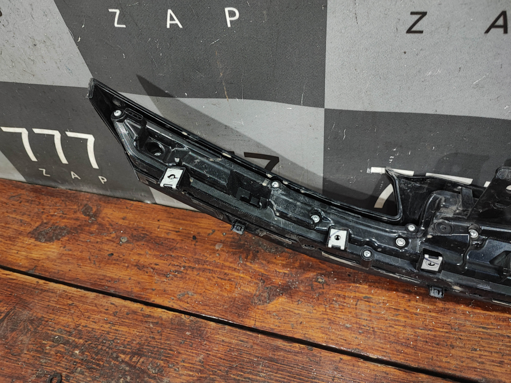 Накладка решетки радиатора Changan CS55PLUS 21-нв Б/У Оригинал S203F2805010100AA