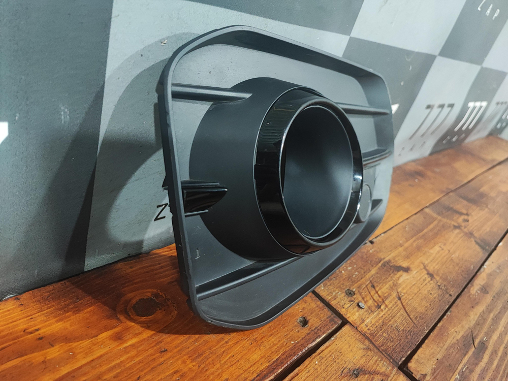 Накладка ПТФ левая Haval H9 1 17-22 Б/У Оригинал 2803131xkv64a