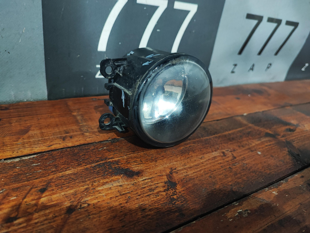 ПТФ передняя Logan 1,  Focus 2, SX4 1  Б/У Оригинал 89211943