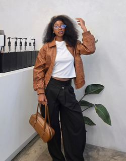 BERSHKA Куртка из искусственной кожи, цвет верблюжьей шерсти