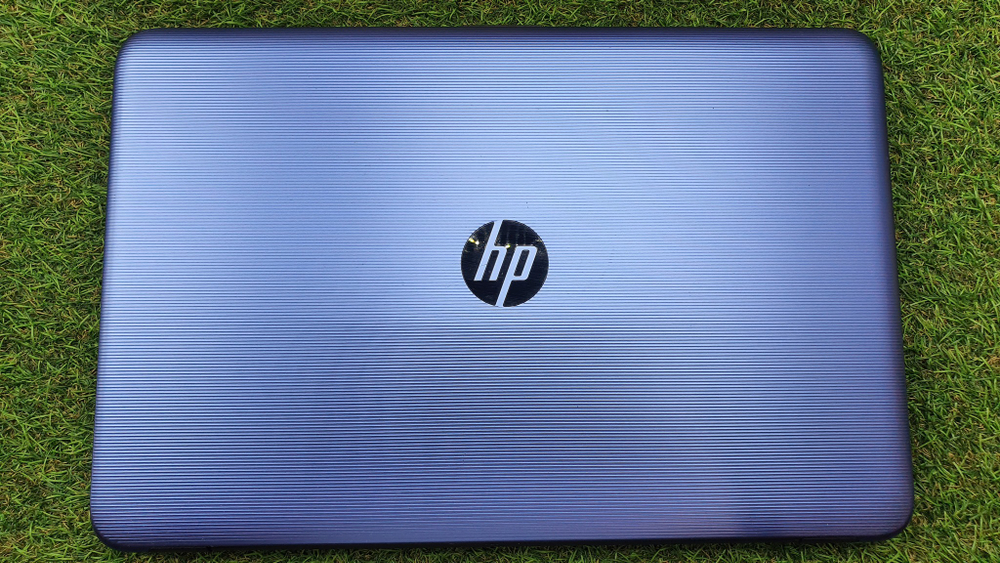 Ноутбук HP A8-7/8 Gb/R5 M330 покупка/продажа