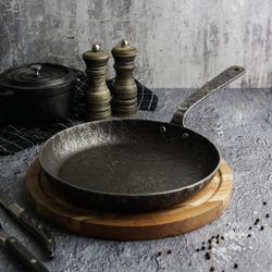 Сковорода для подачи 24 см h3,3 см круглая " " углерод. сталь ИНДУКЦИЯ P.L.