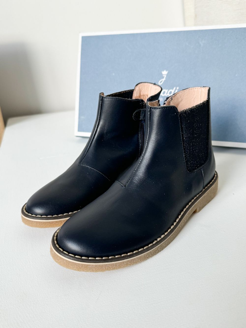 Новые кожаные полусапожки Jacadi, 33